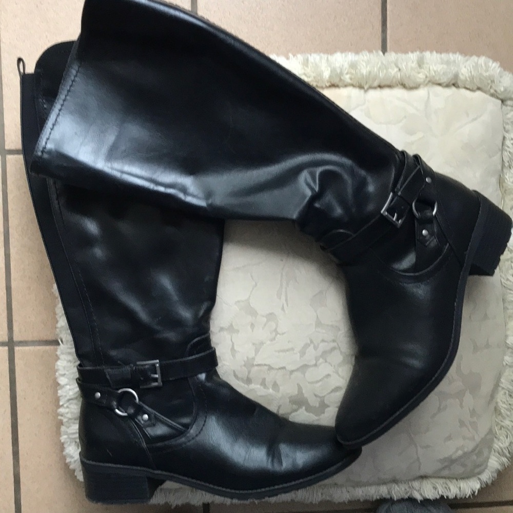 Black Boots Liz Claiborne